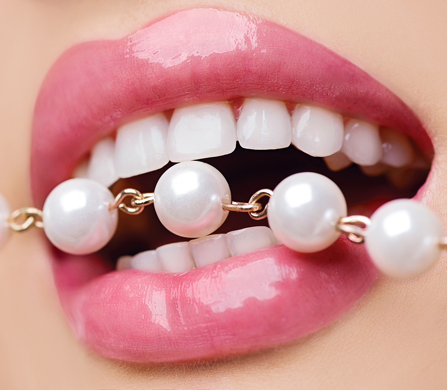 Transform Your Smile with a Customized Smile Makeover